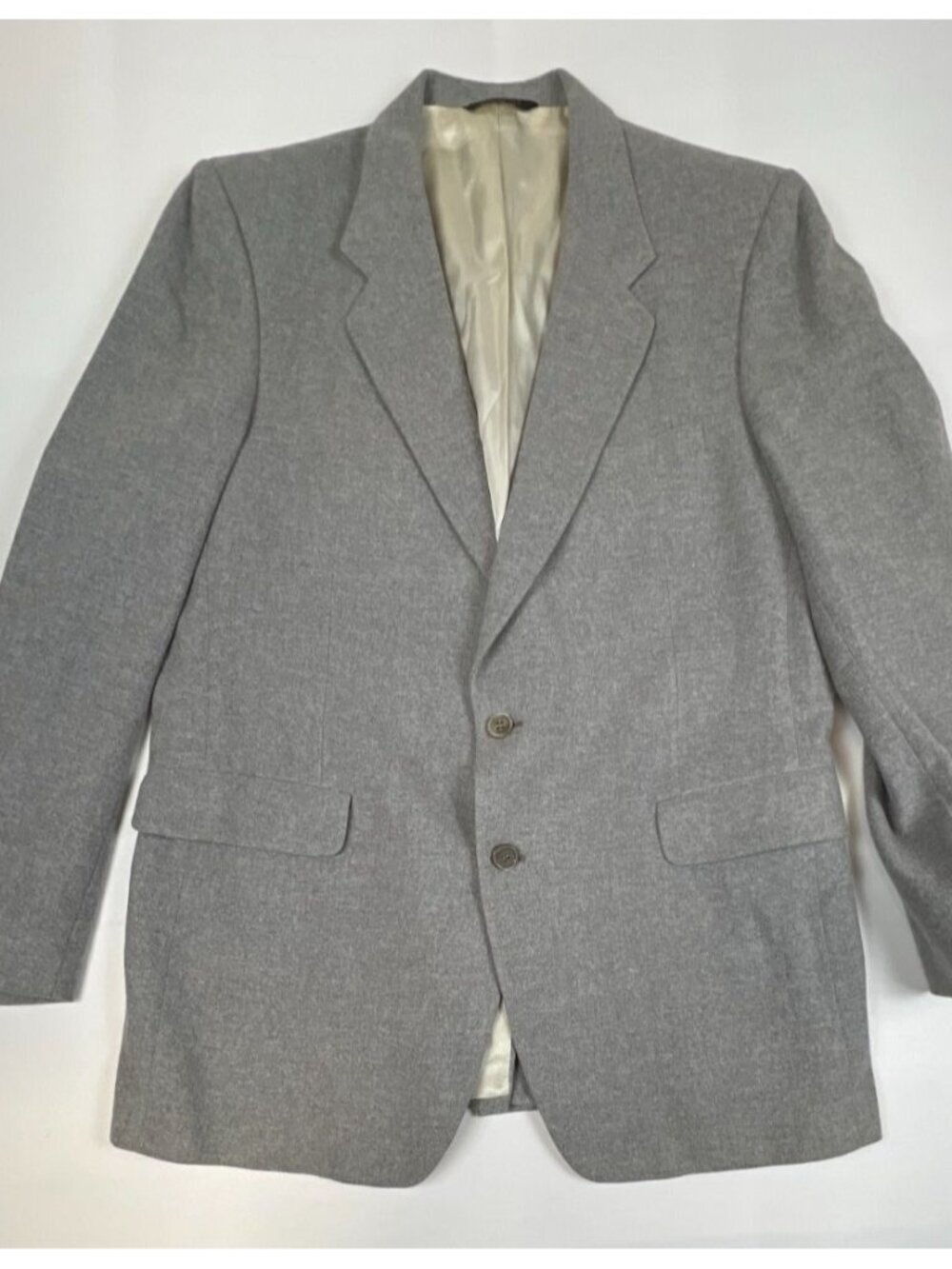 Saks Fifth Avenue Men 42 Regular Gray Blazer 100% Cashmere Two Button Sport Coat